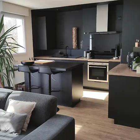 65m2 Proche Centre Ville, Parking